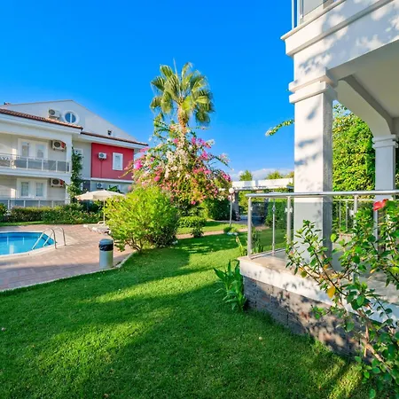 Legend Apartment *